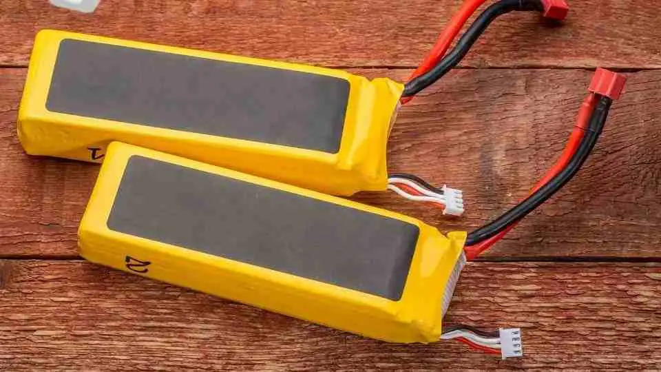 Learn how to take care of your LiPo battery.